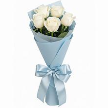 Букет 5 Белых роз Проуд в Жигалово