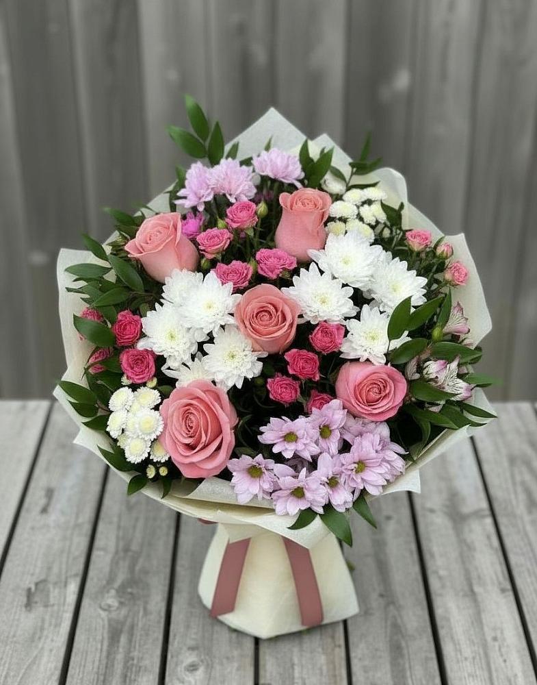 Букет цветов из: Альстромерии, Гвоздики, Розы и Хризантемы в Жигалово