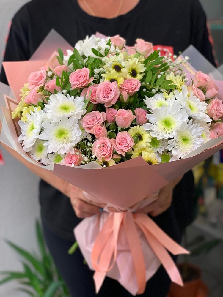 Букет цветов из: Розы и Хризантемы в Жигалово