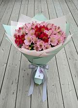 Букет цветов из:  Альстромерии #REPLACE_PRED# Жигалово