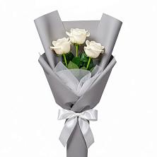 Букет 3 белые розы в Жигалово