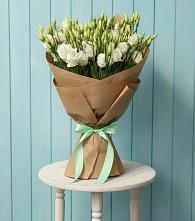 Букет цветов из:  Лизиантусы в Жигалово