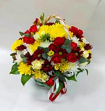 Цветочная композиция из Хризантемы и Розы в корзине в Жигалово
