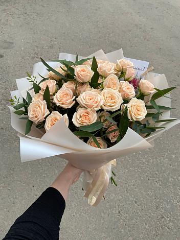 Букет Кремовые розы Латте в Жигалово