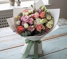 Букет цветов из:  Розы, Лизиантусы и Гвоздики в Жигалово