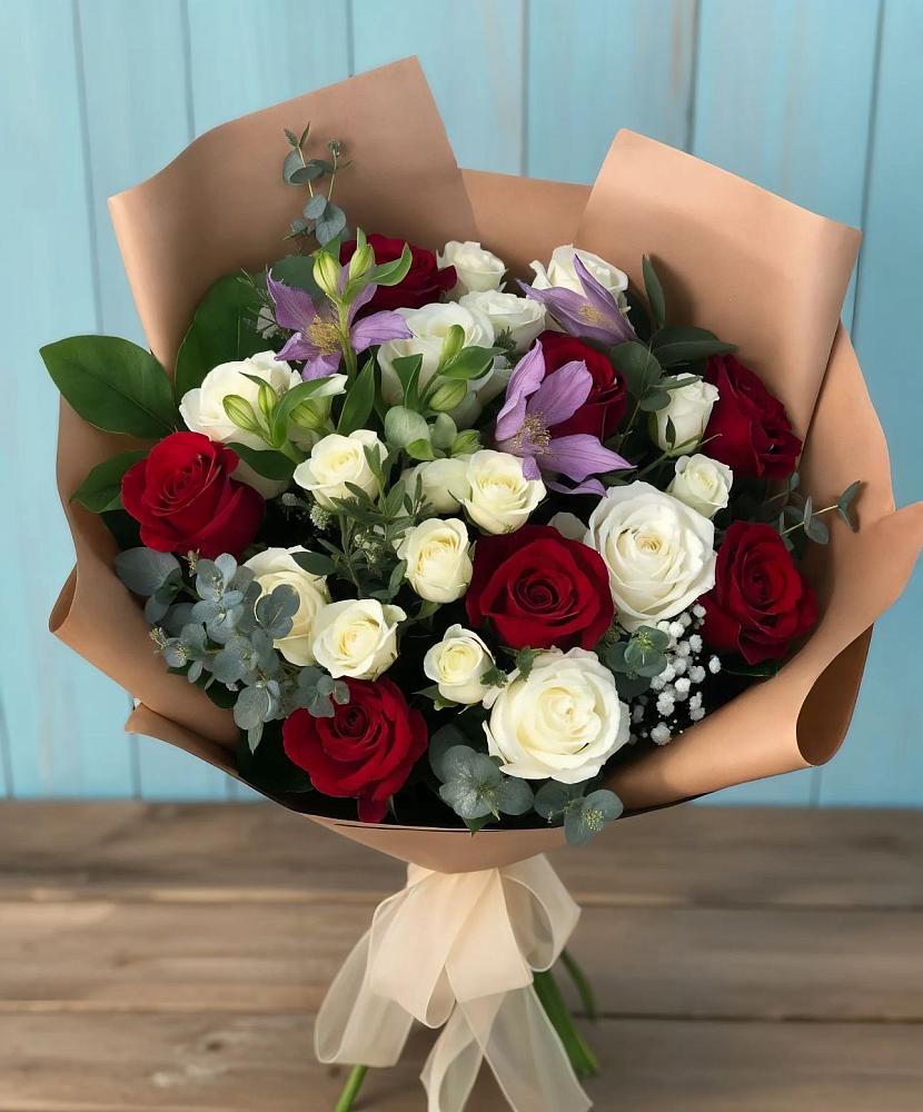 Букет цветов из: Розы и Альстромерии в Жигалово