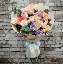 Букет цветов из:  Розы, Лизиантусы и Гвоздики #REPLACE_PRED# Жигалово